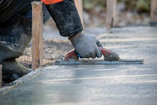 Best Concrete Driveway Installation  in California, MO